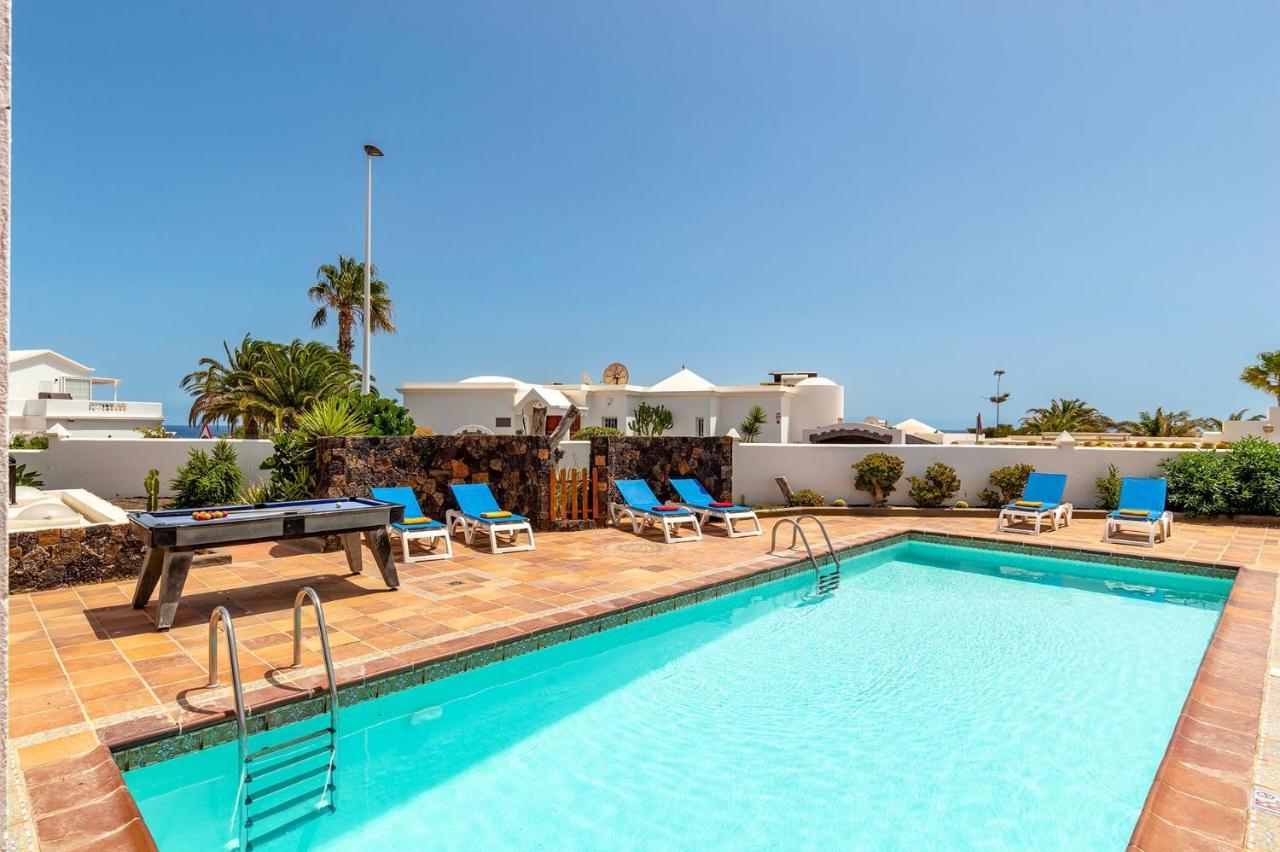 Villa Nikki By Villa Plus Puerto del Carmen  Eksteriør billede